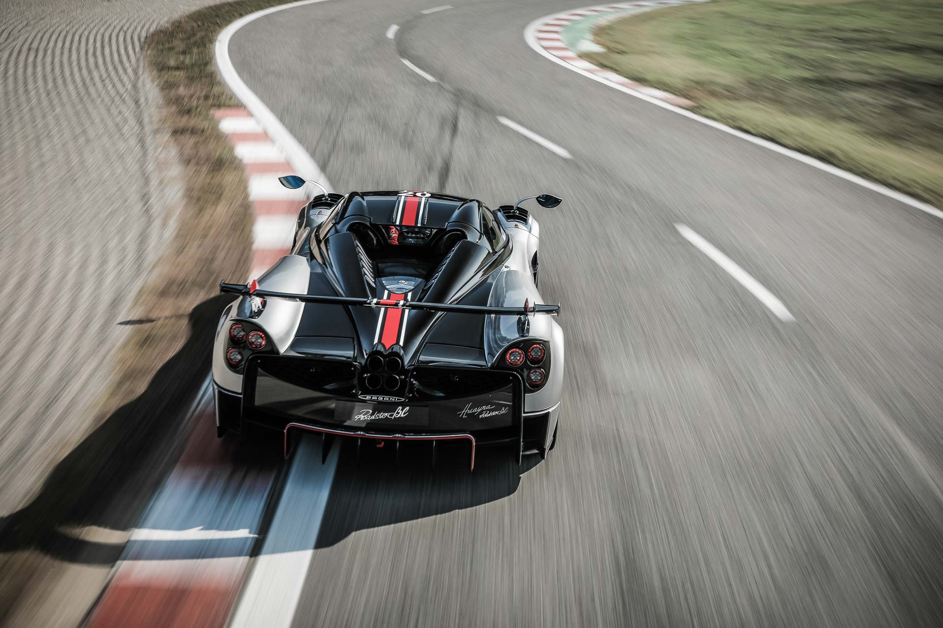 Pagani Huayra Roadster